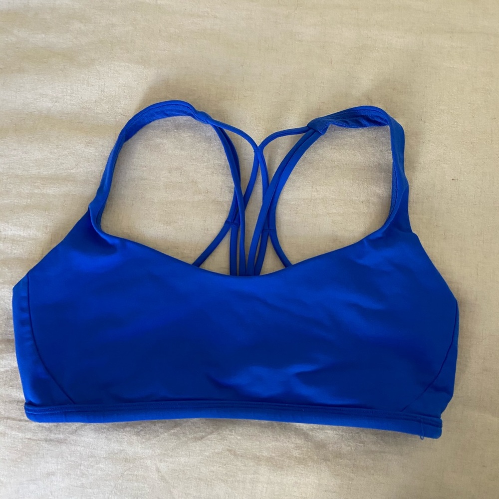 Lululemon free to be zen bra size 6